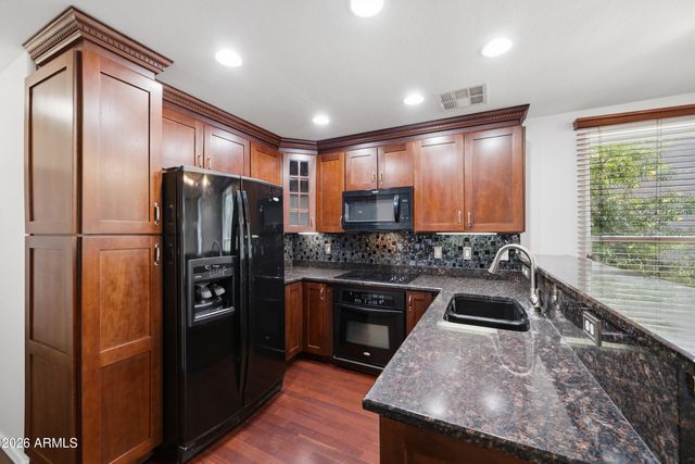 5724 S 21ST Place, Phoenix, AZ 85040