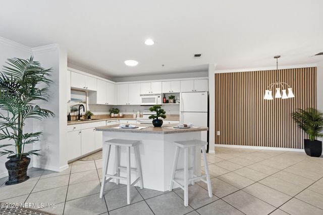 3591 KERNAN Boulevard S 220, Jacksonville, FL 32224