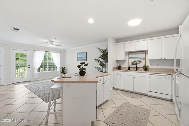 3591 KERNAN Boulevard S 220, Jacksonville, FL 32224