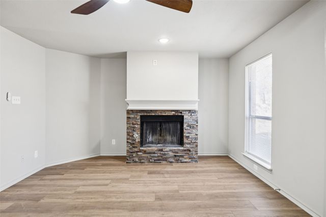 5601 Chimney Rock Drive, Arlington, TX 76017