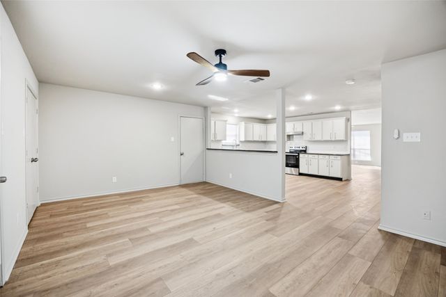 5601 Chimney Rock Drive, Arlington, TX 76017