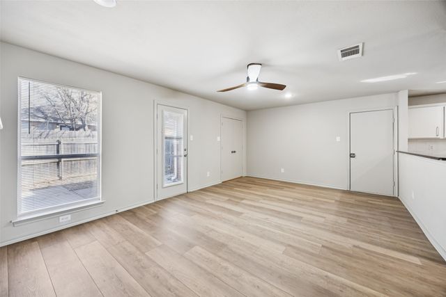 5601 Chimney Rock Drive, Arlington, TX 76017