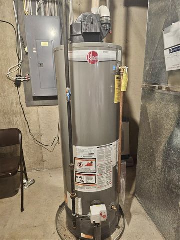 53427 Ridgeview Circle, Paw Paw, MI 49079