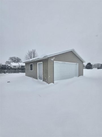 53427 Ridgeview Circle, Paw Paw, MI 49079