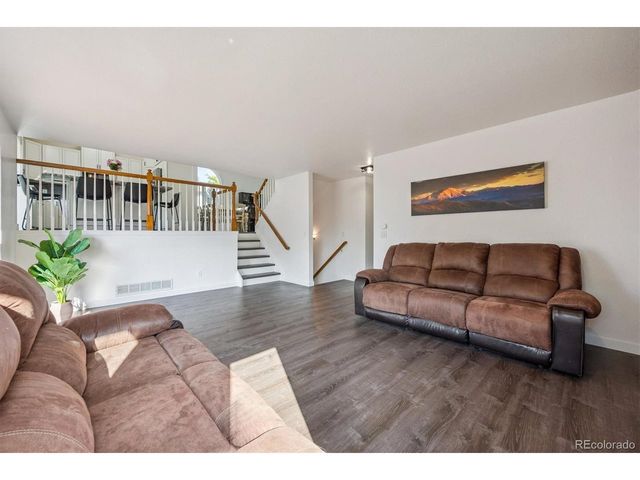 183 Quaker Way, Golden, CO 80401