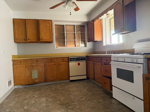 7826 S Christiana Avenue, Chicago, IL 60652