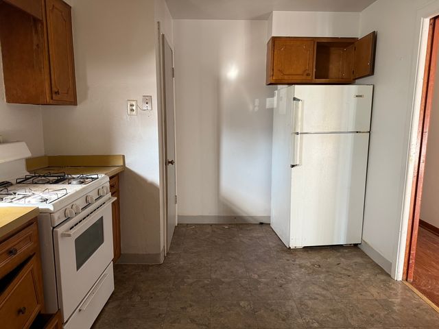 7826 S Christiana Avenue, Chicago, IL 60652