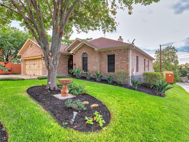 1900 RED ROCK DR, Round Rock, TX 78665