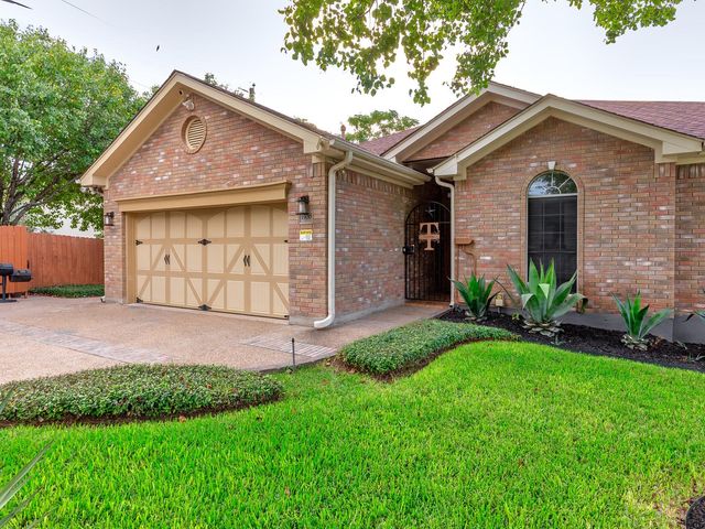 1900 RED ROCK DR, Round Rock, TX 78665