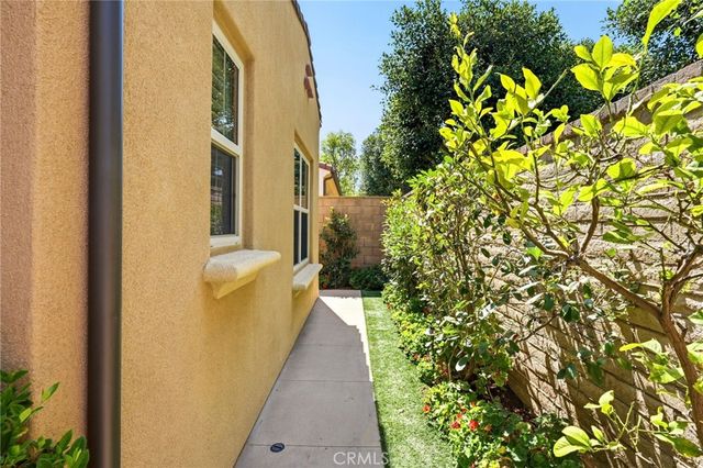 23 Donovan, Irvine, CA 92620