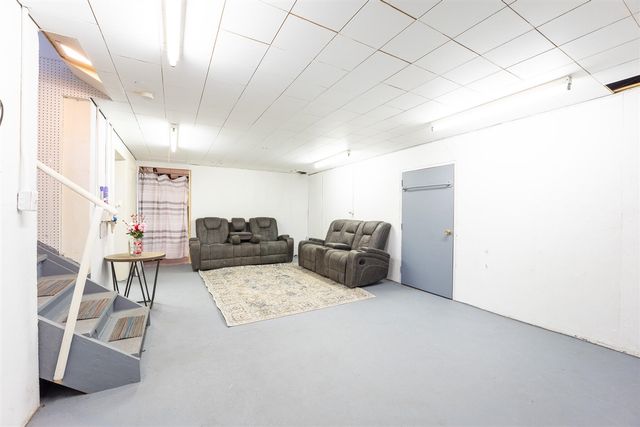 95 Fullerton, Galesburg, MI 49053