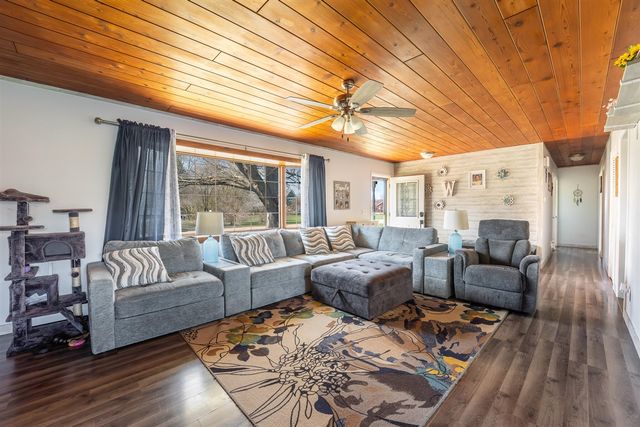95 Fullerton, Galesburg, MI 49053