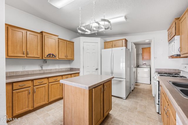 600 S Dennison Road Spc 109, Tehachapi, CA 93561