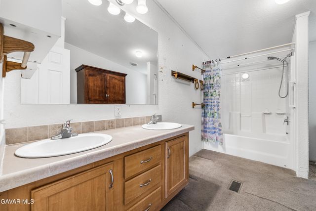 600 S Dennison Road Spc 109, Tehachapi, CA 93561