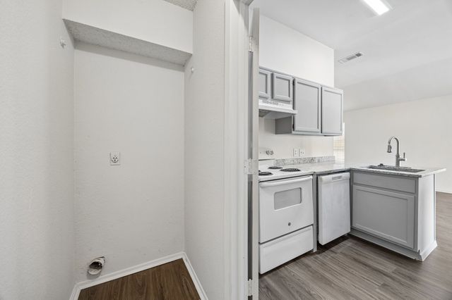 1041 Tennessee Trail, Arlington, TX 76017