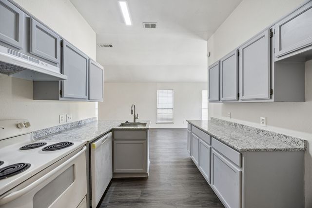 1041 Tennessee Trail, Arlington, TX 76017