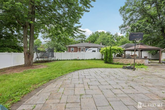 364 Grandview Avenue, Piscataway, NJ 08854