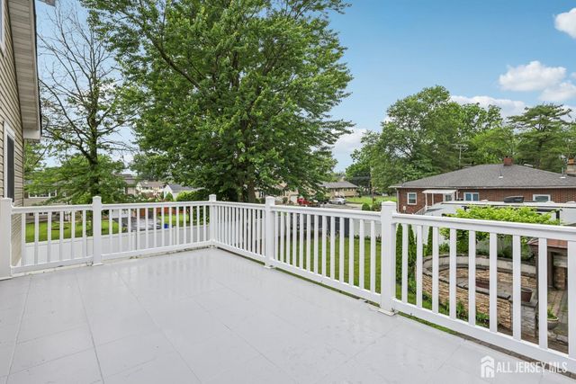 364 Grandview Avenue, Piscataway, NJ 08854