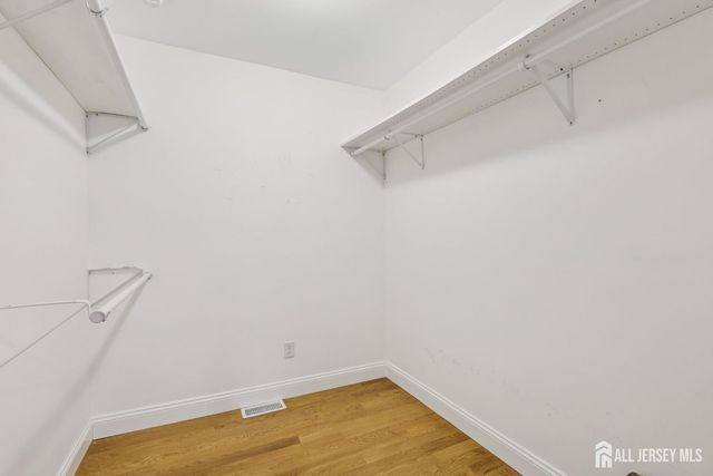 364 Grandview Avenue, Piscataway, NJ 08854