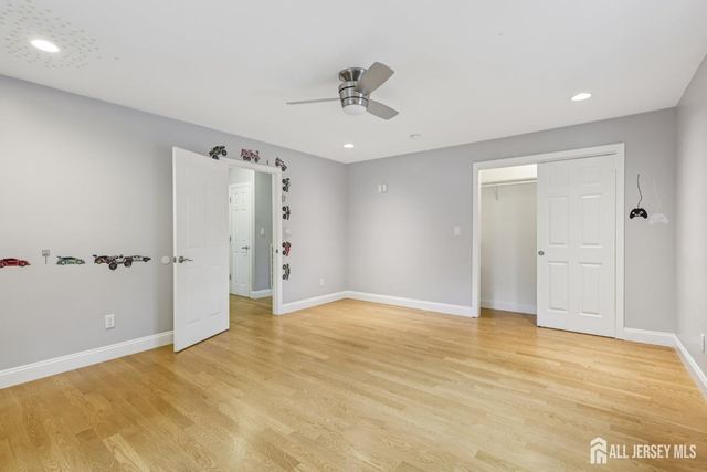 364 Grandview Avenue, Piscataway, NJ 08854