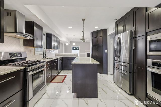 364 Grandview Avenue, Piscataway, NJ 08854