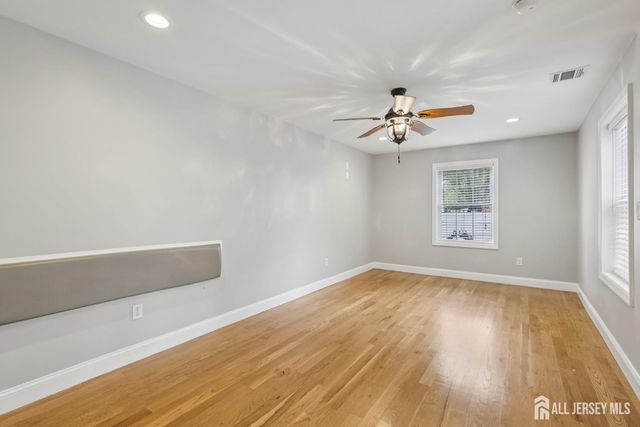 364 Grandview Avenue, Piscataway, NJ 08854