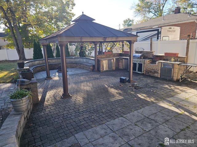 364 Grandview Avenue, Piscataway, NJ 08854