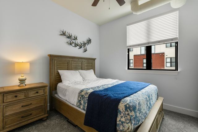 220 Cedar Street 402, Lexington, KY 40508