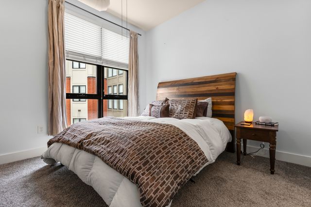 220 Cedar Street 402, Lexington, KY 40508