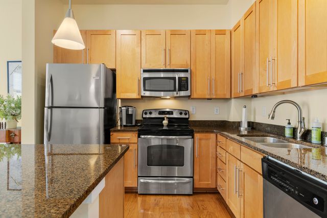 220 Cedar Street 402, Lexington, KY 40508
