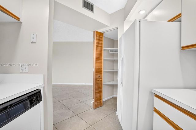12701 SW 14th St 402J, Pembroke Pines, FL 33027