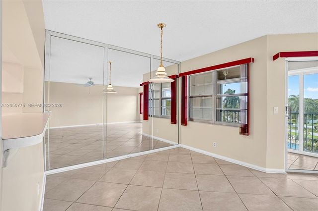 12701 SW 14th St 402J, Pembroke Pines, FL 33027