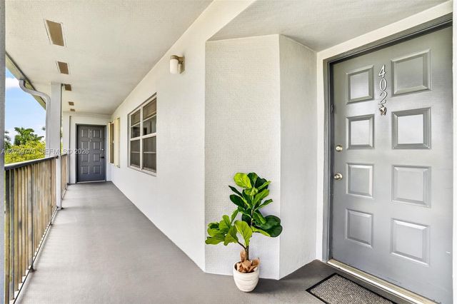 12701 SW 14th St 402J, Pembroke Pines, FL 33027