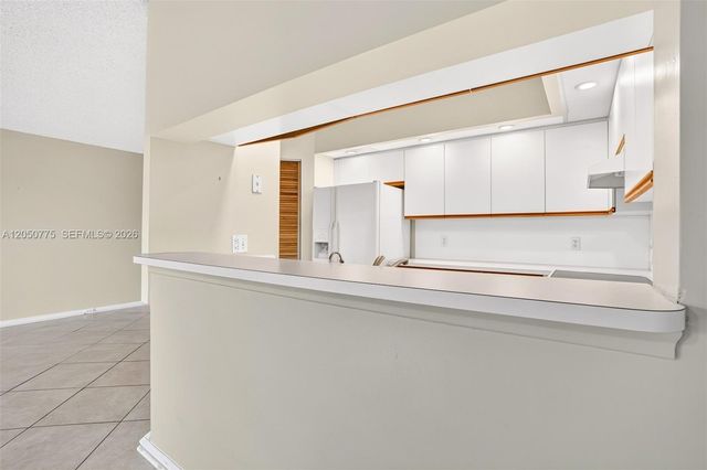 12701 SW 14th St 402J, Pembroke Pines, FL 33027