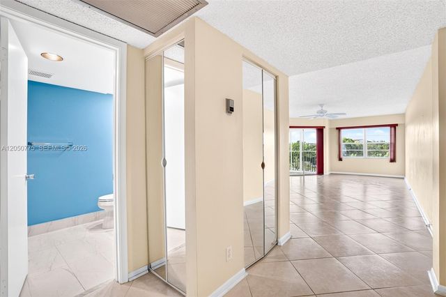 12701 SW 14th St 402J, Pembroke Pines, FL 33027