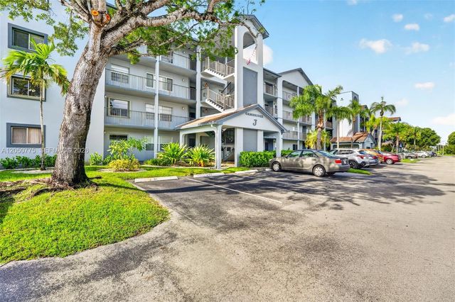 12701 SW 14th St 402J, Pembroke Pines, FL 33027