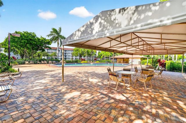 12701 SW 14th St 402J, Pembroke Pines, FL 33027