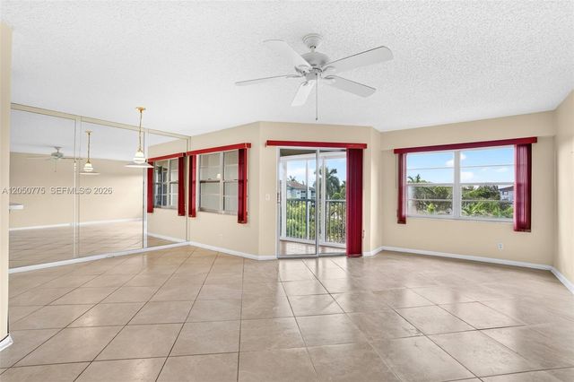 12701 SW 14th St 402J, Pembroke Pines, FL 33027