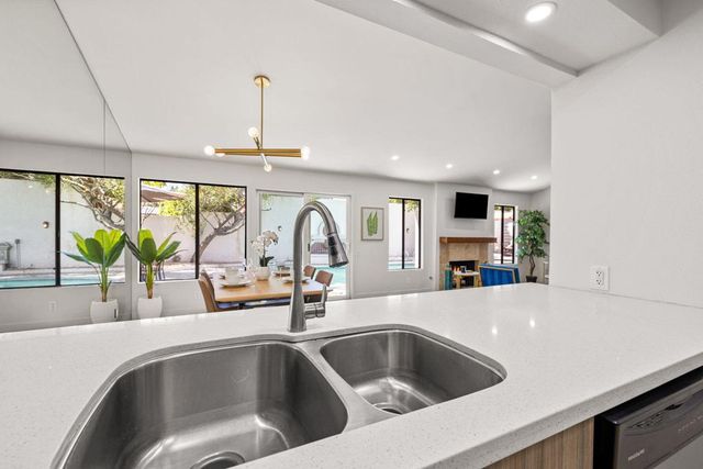 74217 Fairway Drive, Palm Desert, CA 92260