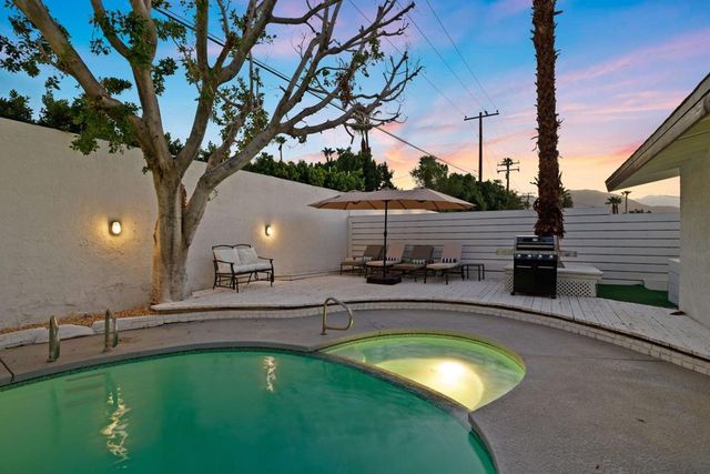 74217 Fairway Drive, Palm Desert, CA 92260