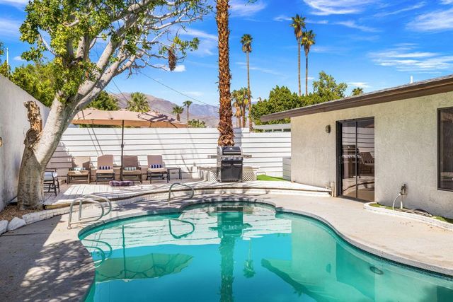 74217 Fairway Drive, Palm Desert, CA 92260