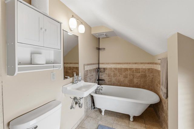 120 E ARNDT STREET, Fond Du Lac, WI 54935