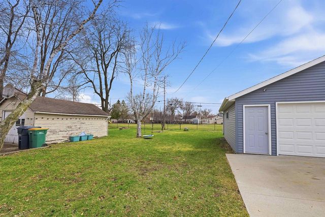 120 E ARNDT STREET, Fond Du Lac, WI 54935