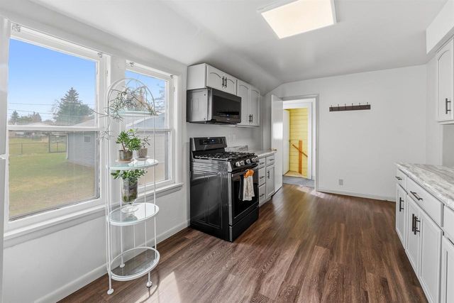 120 E ARNDT STREET, Fond Du Lac, WI 54935