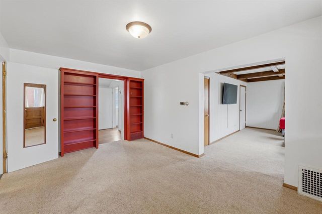 120 E ARNDT STREET, Fond Du Lac, WI 54935