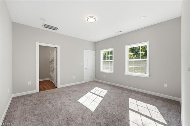 1123 N Park Avenue, Burlington, NC 27217