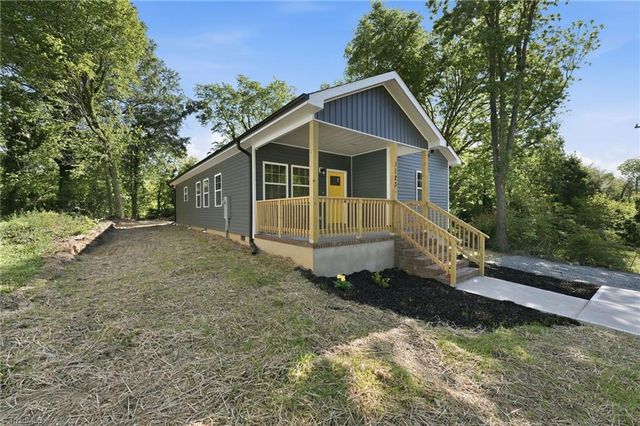 1123 N Park Avenue, Burlington, NC 27217