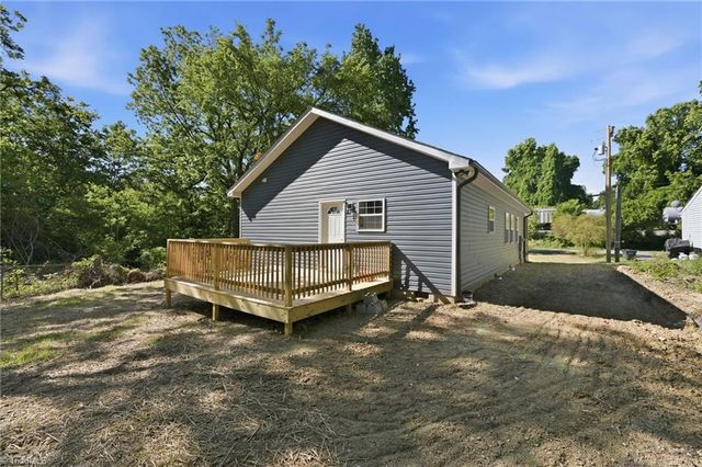 1123 N Park Avenue, Burlington, NC 27217