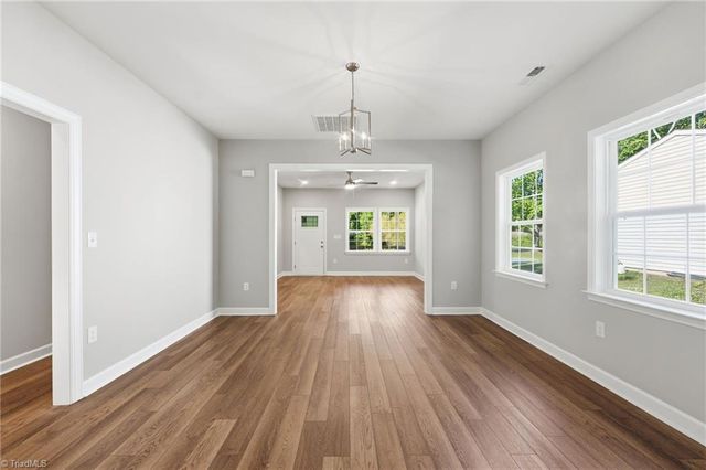 1123 N Park Avenue, Burlington, NC 27217