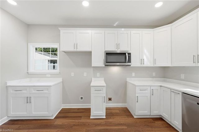 1123 N Park Avenue, Burlington, NC 27217
